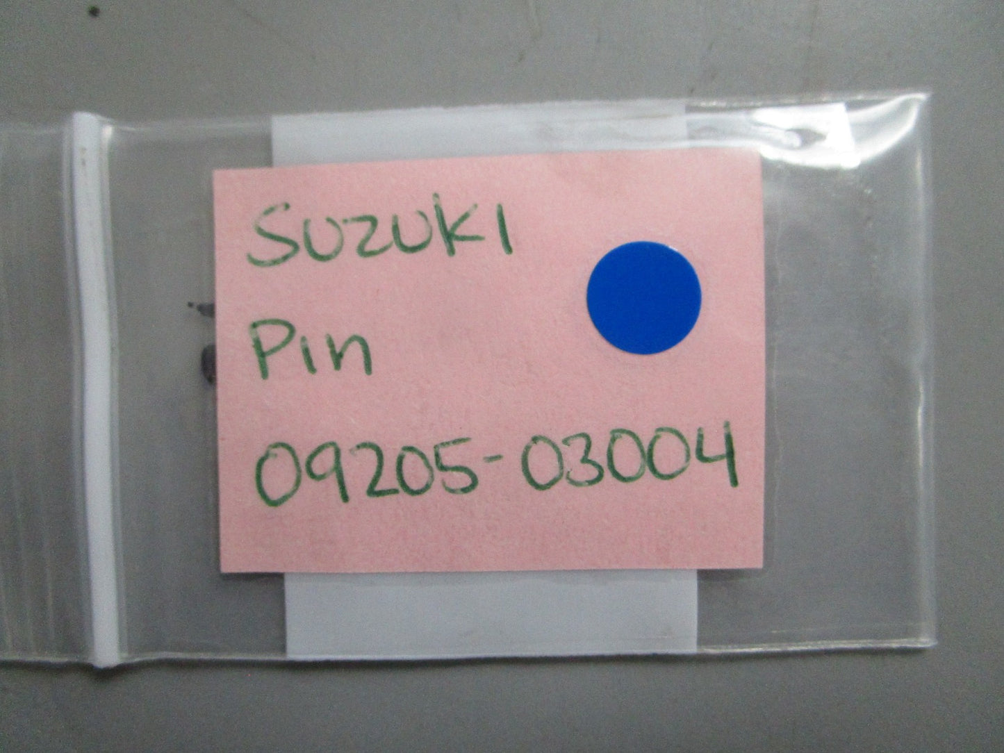 *NEW OEM* (LOT OF 2) 0820 Suzuki Pin 09205-03004