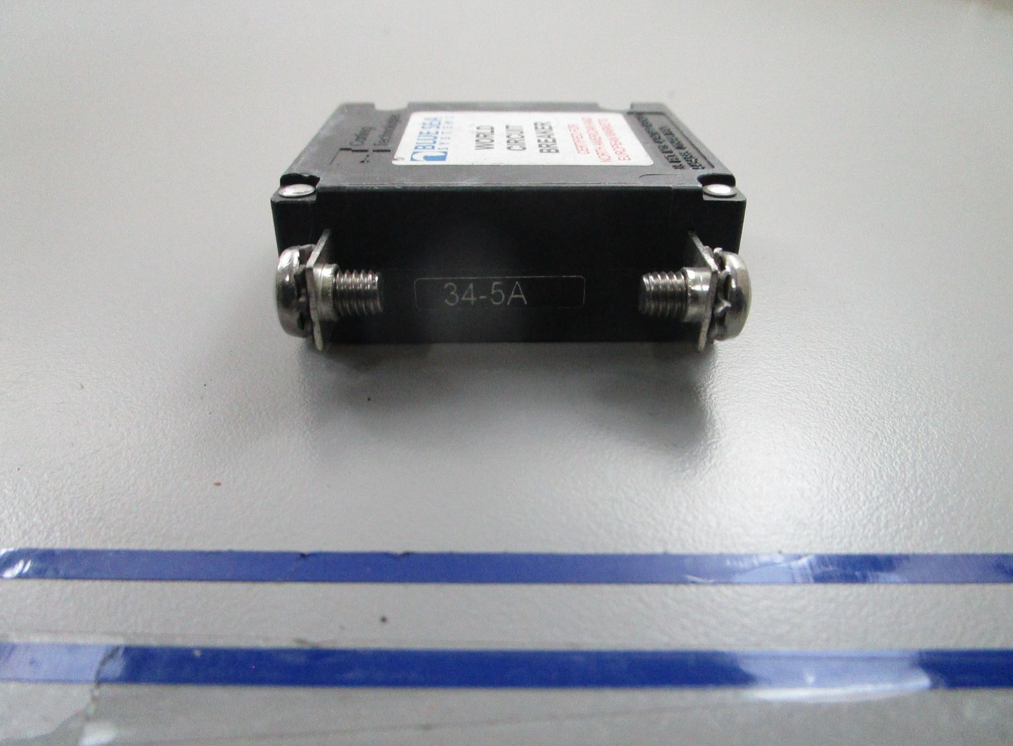 *NEW* 0810 Blue Sea 5A 250V AC/DC World Circuit Breaker AA-X0-09-705-X11-P