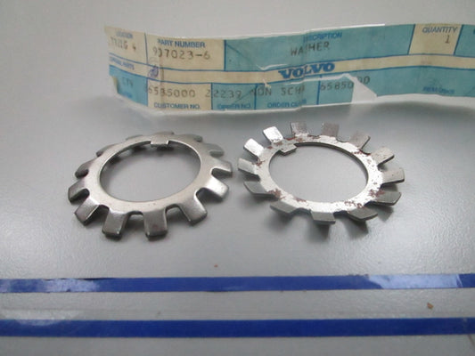 *NEW OEM* (LOT OF 2) 0810 Volvo Penta Lock Washer 907023