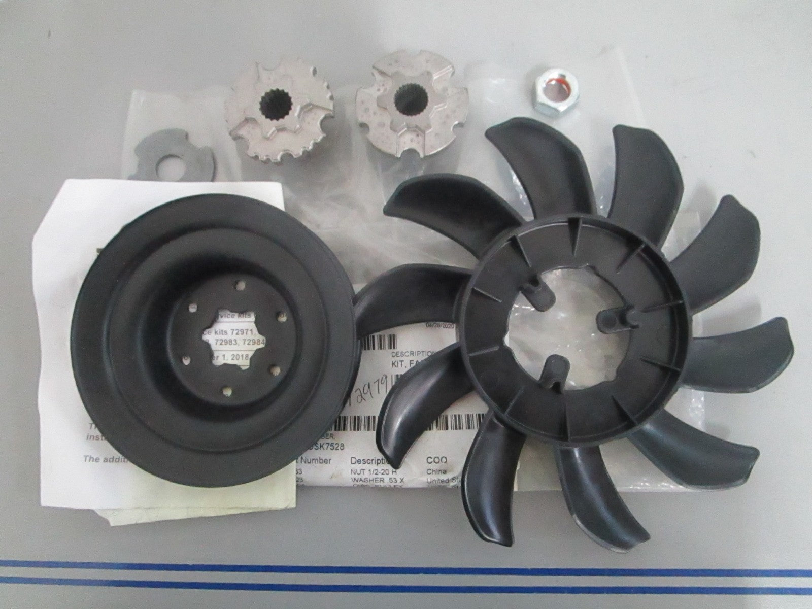 NEW OEM 72979 Hydro-Gear Fan & Pulley Kit 0820