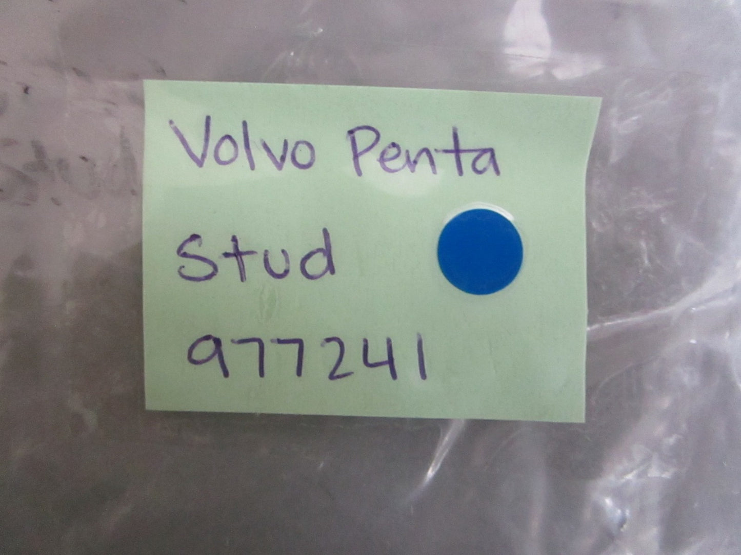 *NEW OEM* 0820 Volvo Penta Stud 977241