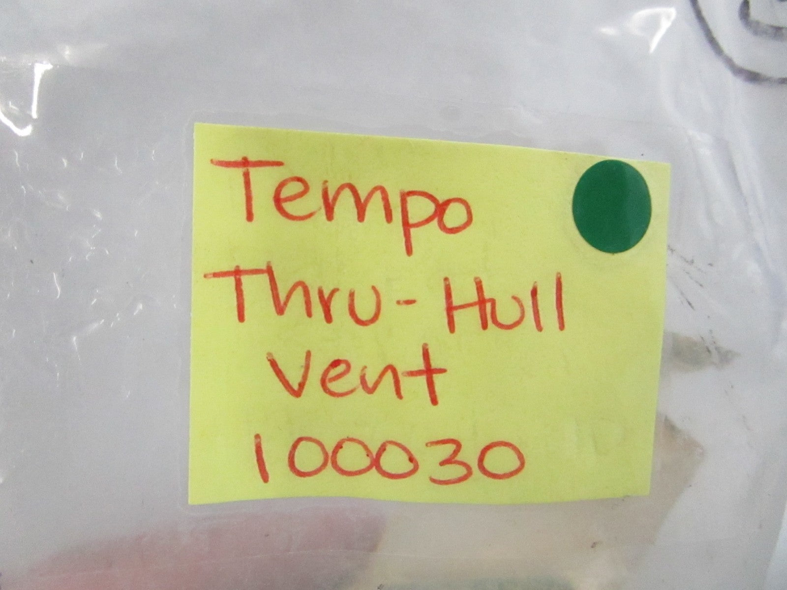 Tempo NEW Thru-Hull Vent Rectangular Head 5/8" Hose 100030 0810