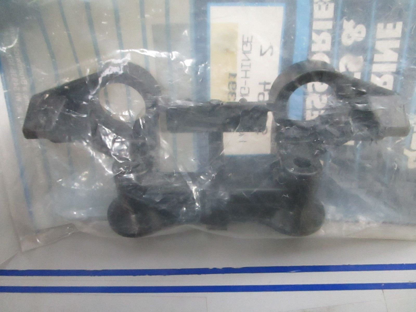 *NEW OEM* 0810 Mercury Quicksilver Hinge Housing 93264 2