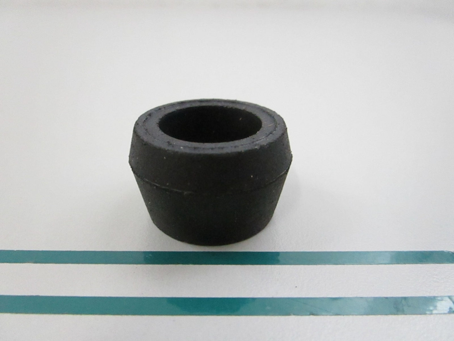 NEW OEM 23-41675 1 Mercury Quicksilver Bushing 0810
