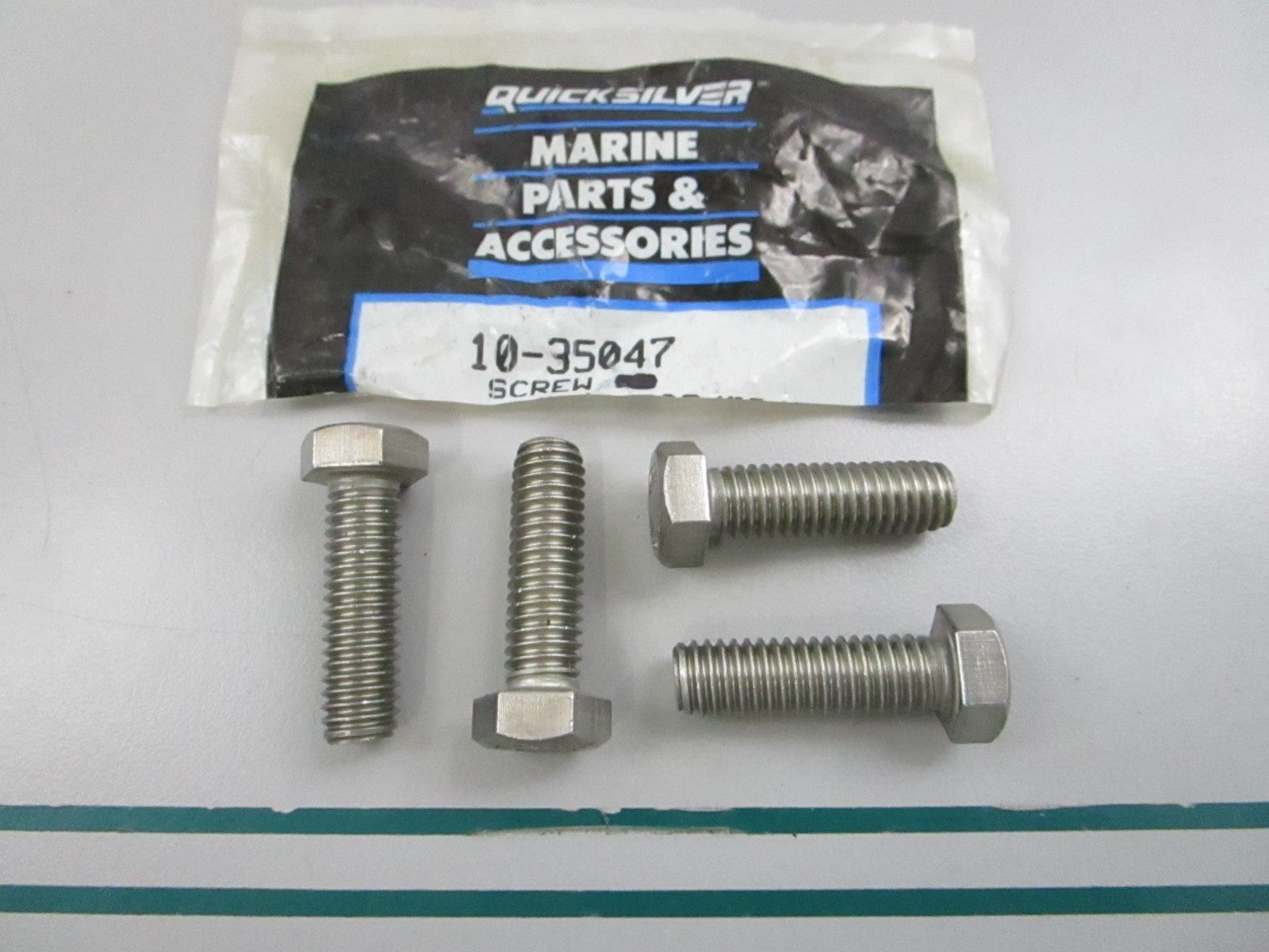 NEW OEM (LOT OF 4) 10-35047 Mercury Quicksilver Screw 0810