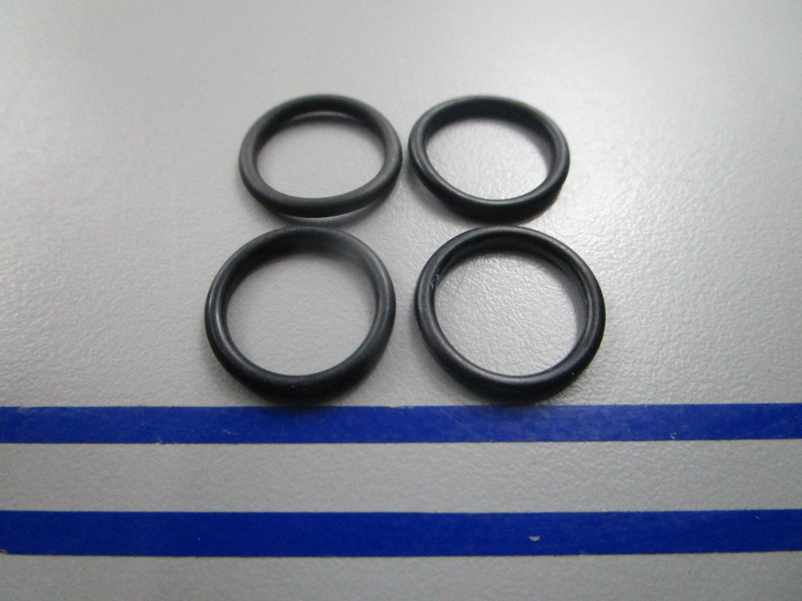 NEW (LOT OF 4) 18-7165 Replaces: OMC 304174 Mercury 25-45253 Sierra O-Ring 0810