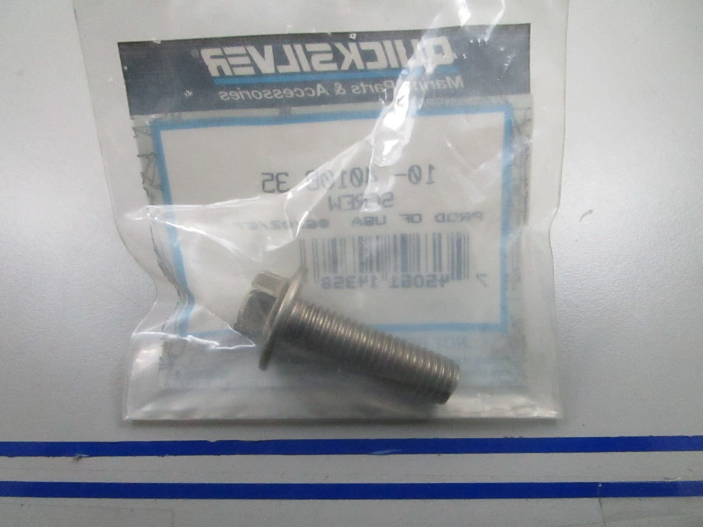 *NEW OEM* 0810 Mercury Quicksilver Screw 10-40108 35