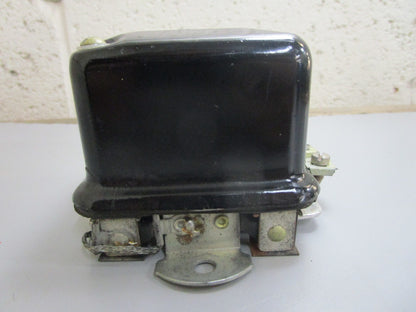 *NEW OEM* 0820 OMC Johnson Evinrude Voltage Regulator 379476 0379476