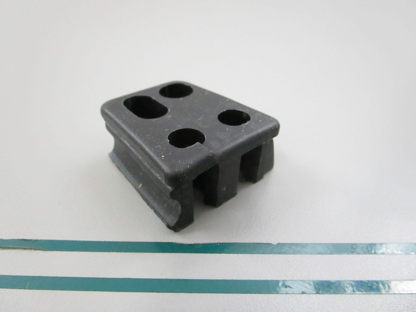 NEW OEM 67130-95811 Suzuki Grommet 0810