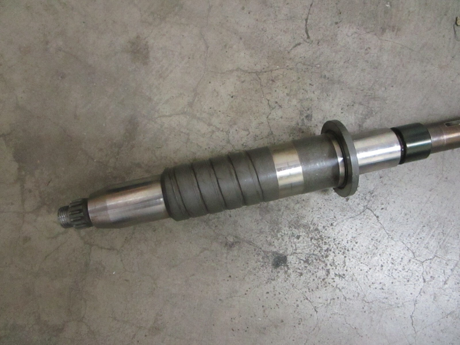 *NEW OEM* 0820 Yamaha Complete Drive Shaft 6P2-45501-11-00
