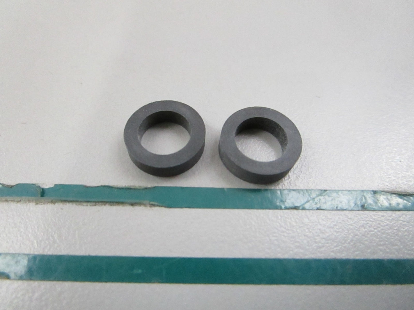 NEW OEM (LOT OF 2) 5272819 Cummins Rectangular Ring Seal 0810