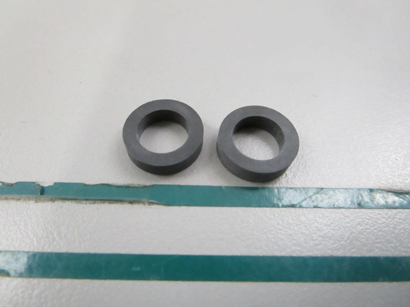 NEW OEM (LOT OF 2) 5272819 Cummins Rectangular Ring Seal 0810