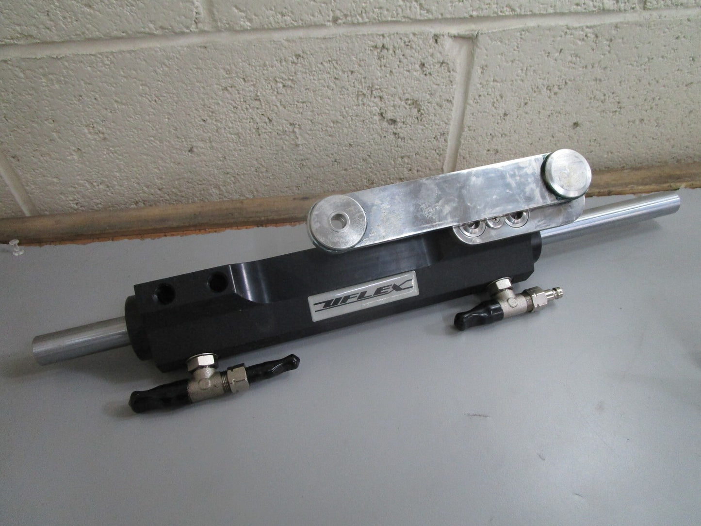 *NEW* 0820 U-Flex Hydraulic Steering Cylinder UC128OBF-1P