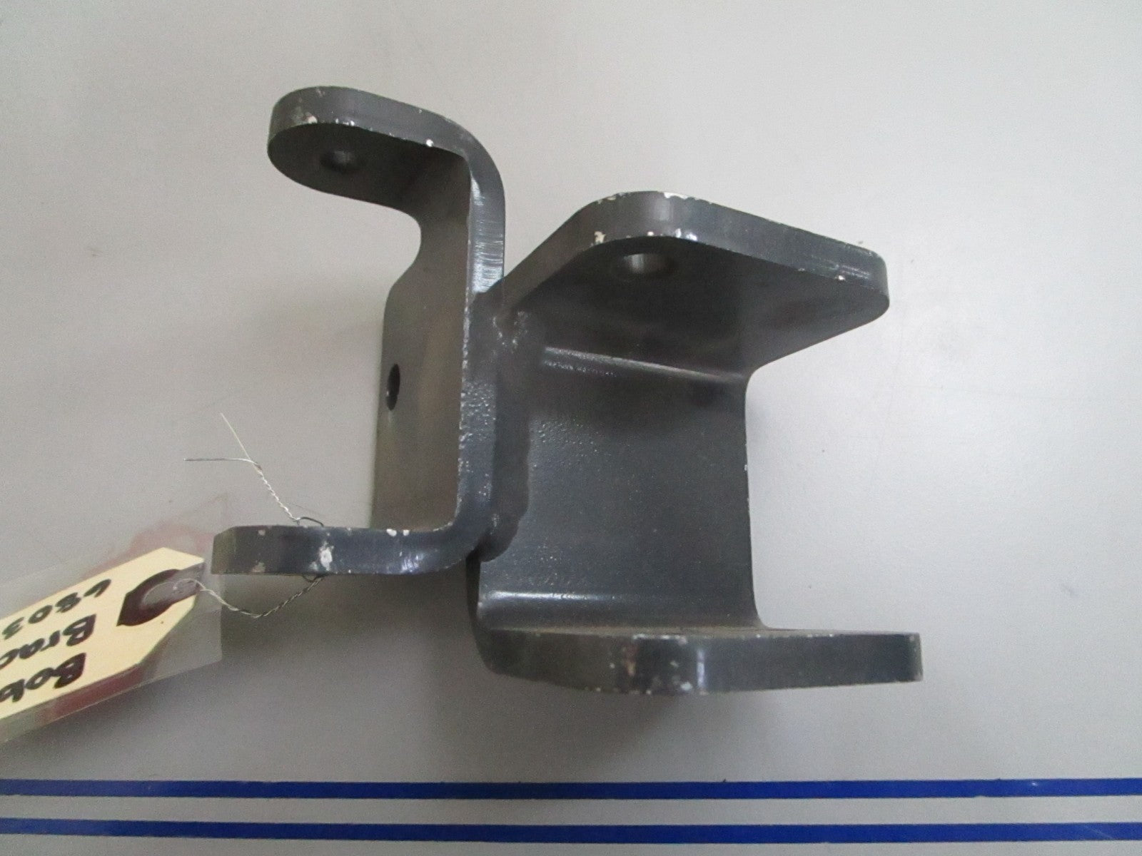 *NEW OEM* 0820 Bobcat Bracket 6803397