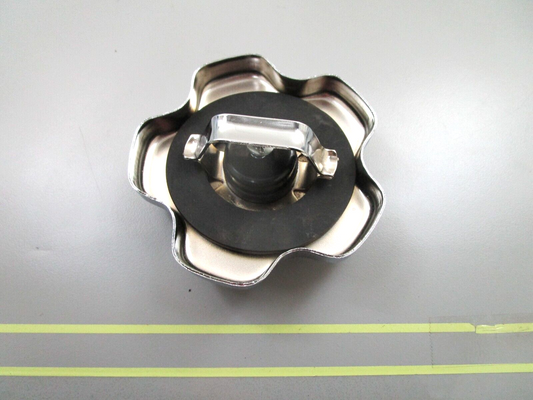 *NEW OEM* 0750 Suzuki FUEL CAP 65510-98507