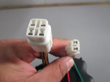 NEW OEM DOT QQC 86 PM Model 500 Turn Signal 0820