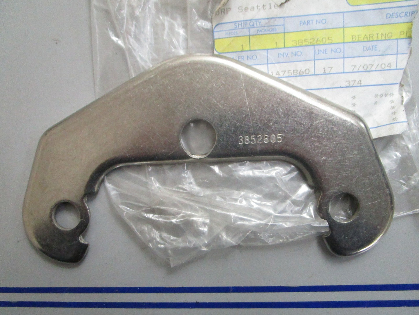 *NEW OEM* 0820 OMC Johnson Evinrude Bearing Plate 3852605