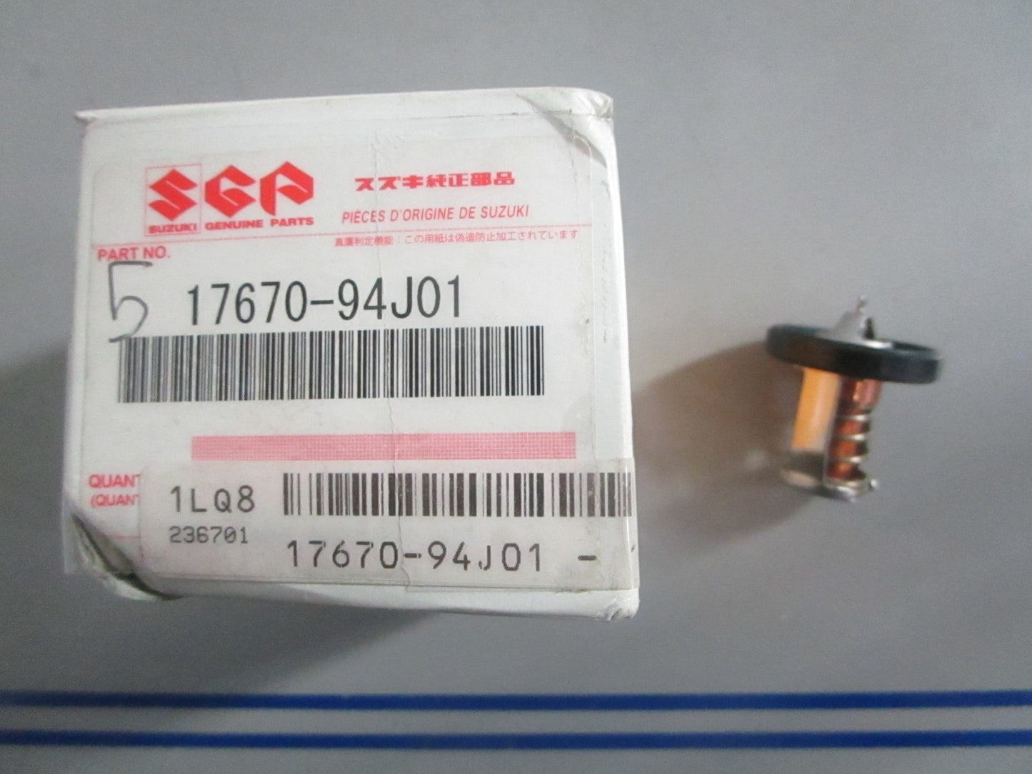 NEW OEM 17670-94J01 Suzuki Thermostat 0820