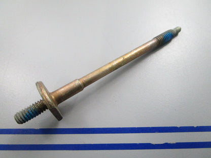 NEW OEM 913625 0913625 OMC Johnson Evinrude Stud 0810