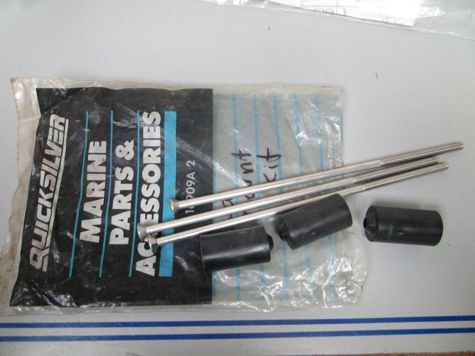 *NEW OEM* 0770 Mercury Quicksilver Mount Kit 16909A2