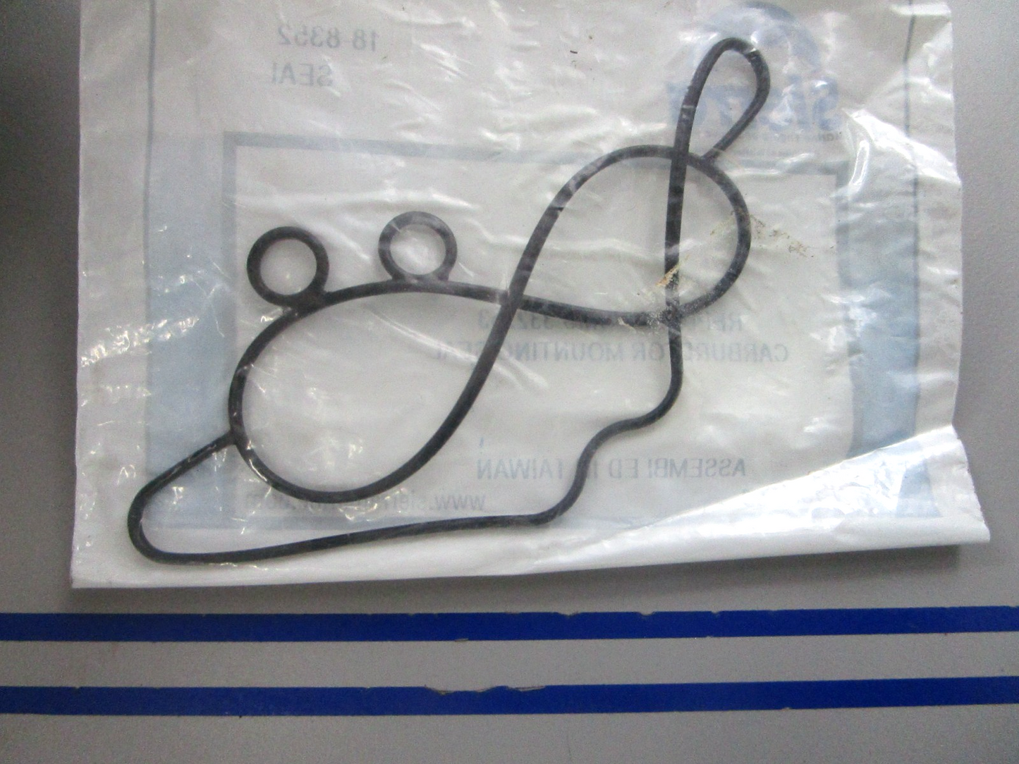 NEW 18-8352 Replaces: OMC 332253 Sierra Seal 0810