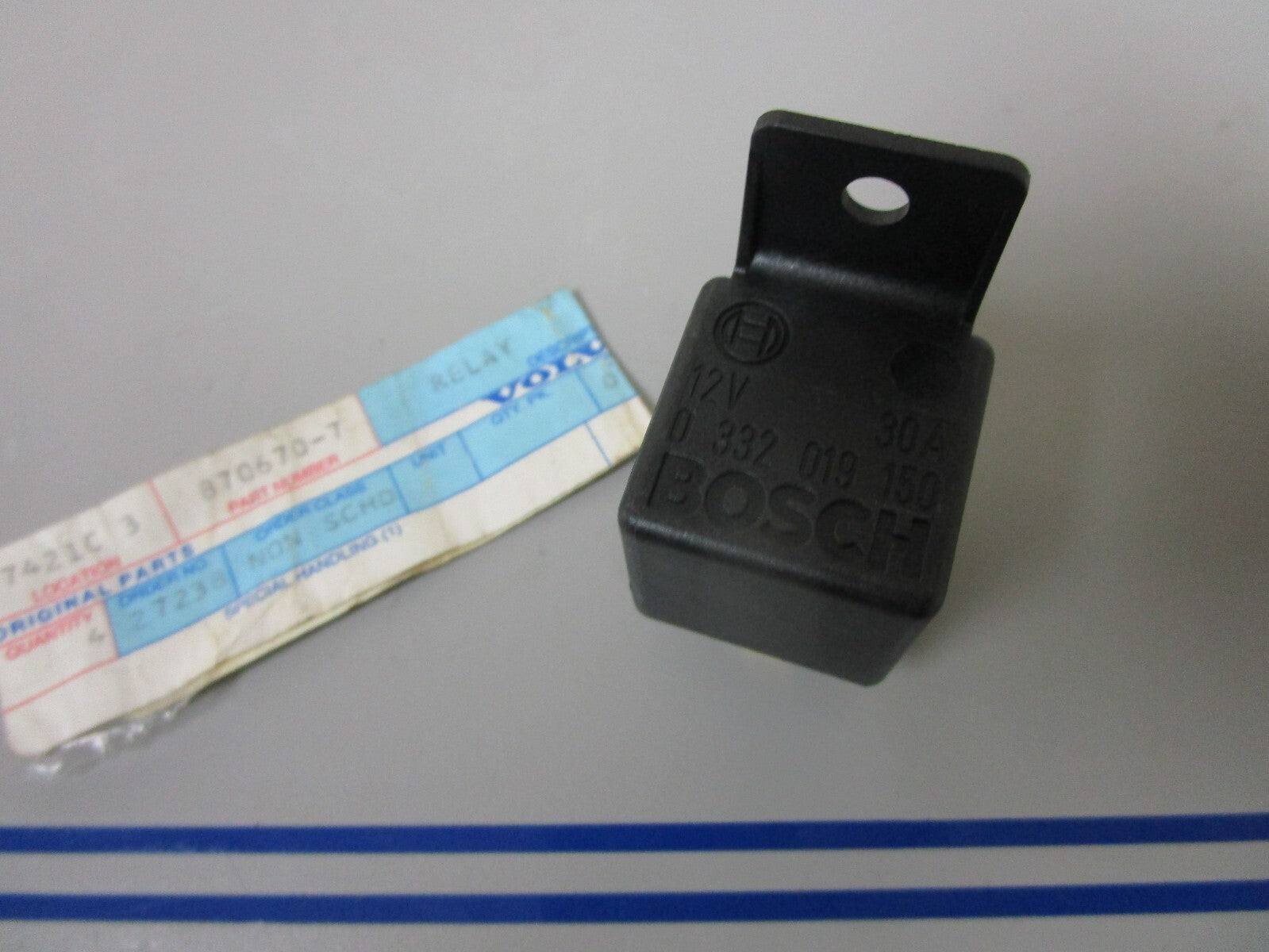 *NEW OEM* 0770 Volvo Penta Relay 870670
