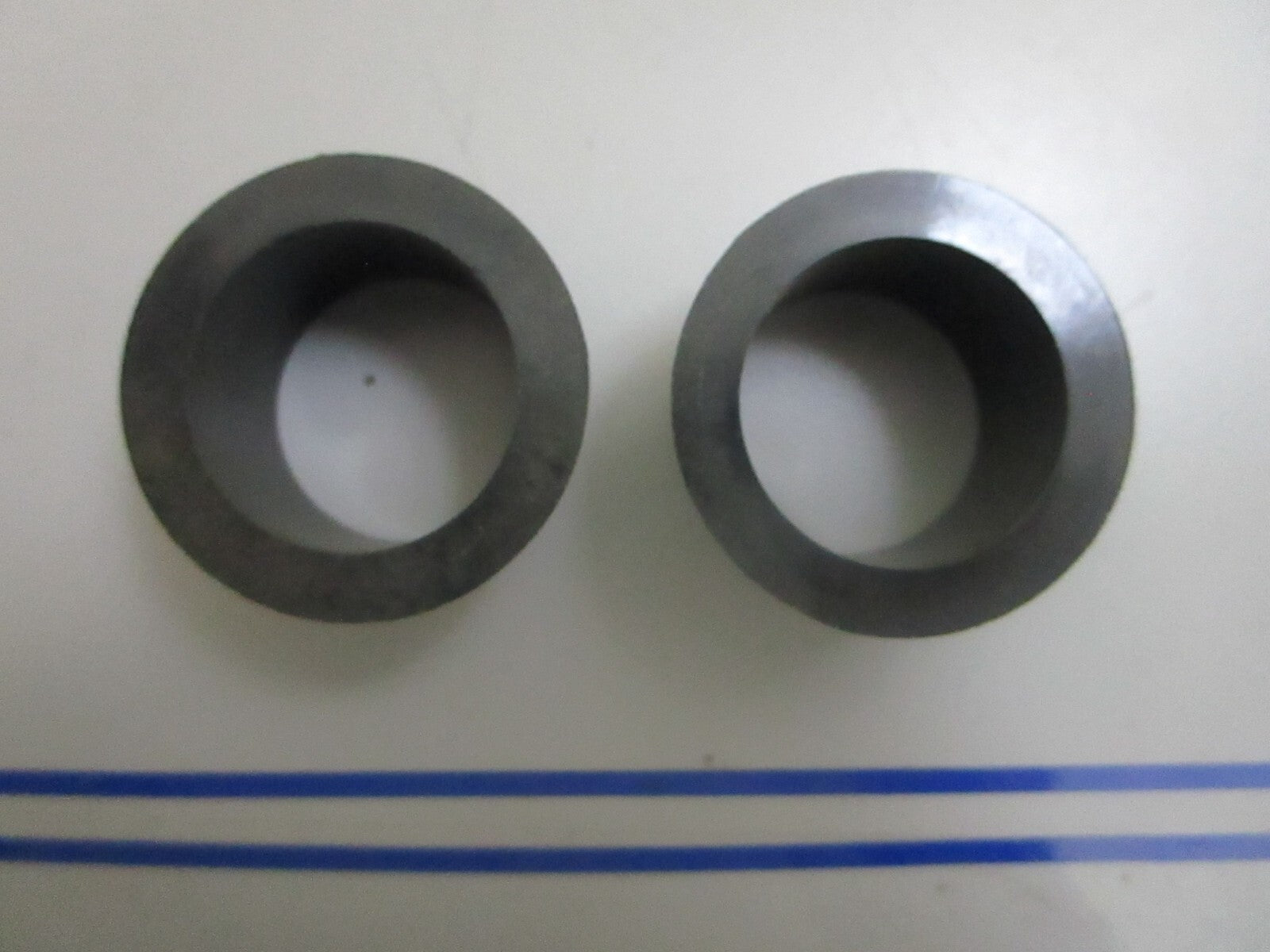 *NEW OEM* (LOT OF 2) 0810 Volvo Penta Bushing 897731