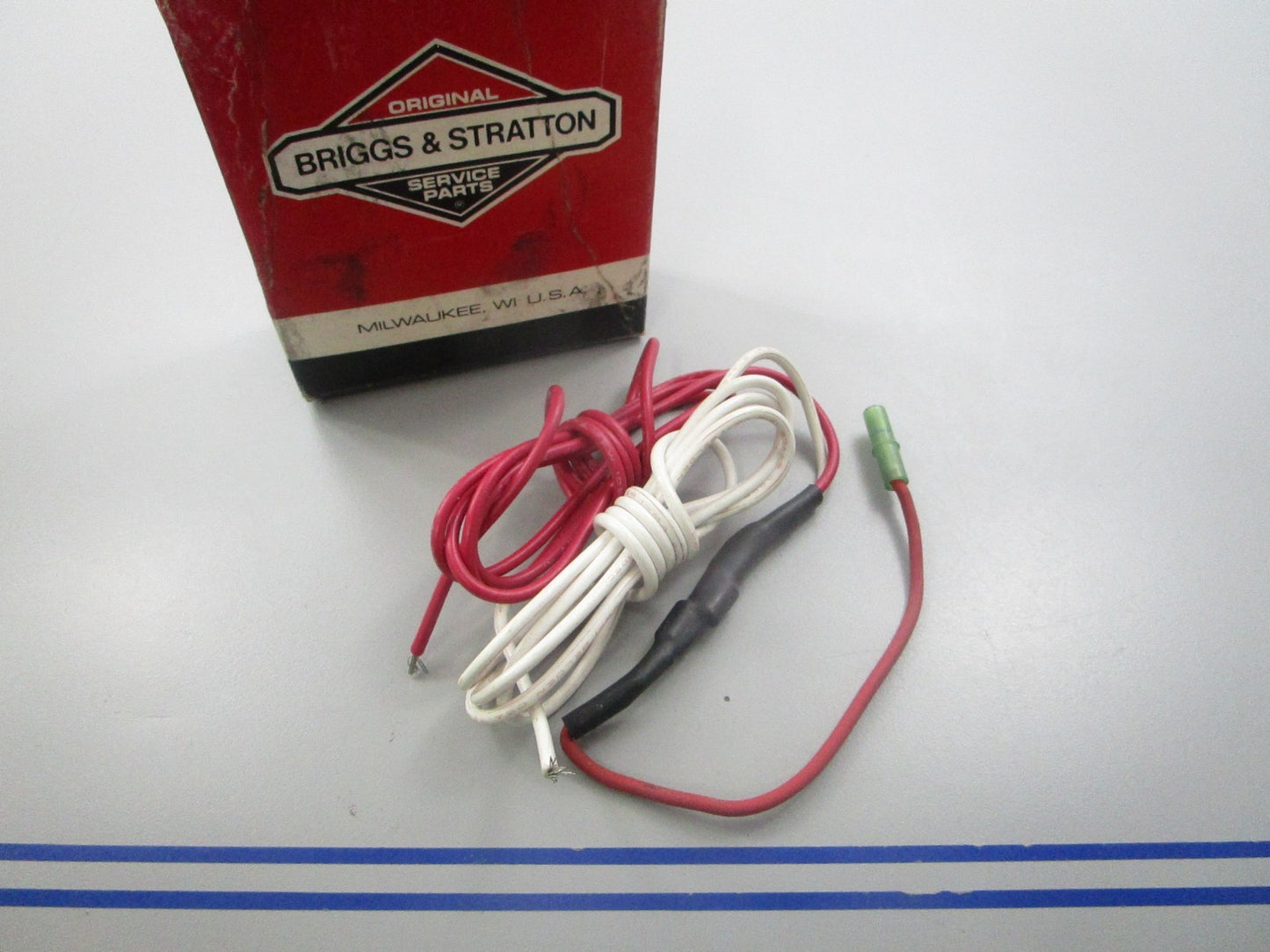 NEW OEM 392606 Briggs & Stratton Alternator Harness 0810