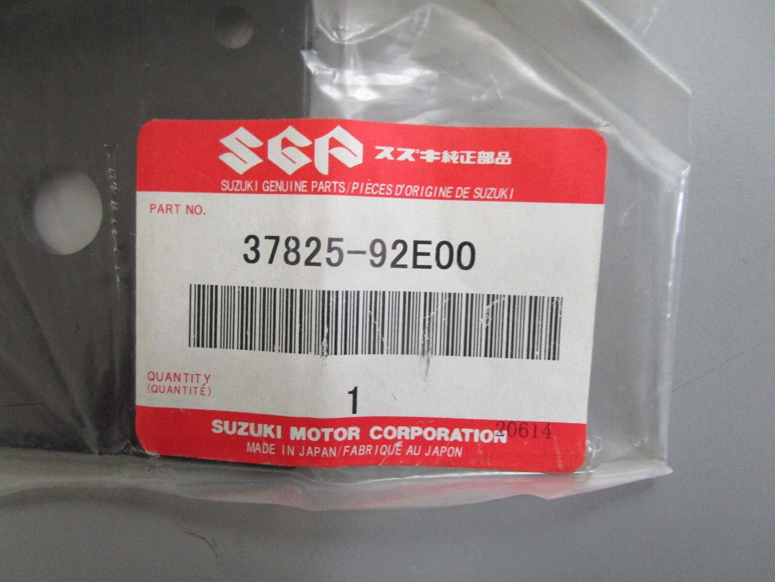 *NEW OEM* 0810 Suzuki Emergency Stop Switch Panel 37825-92E00