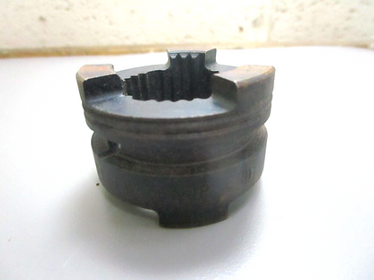 *NEW OEM* 0750 OMC Johnson Evinrude CLUTCH DOG 914714 0914714