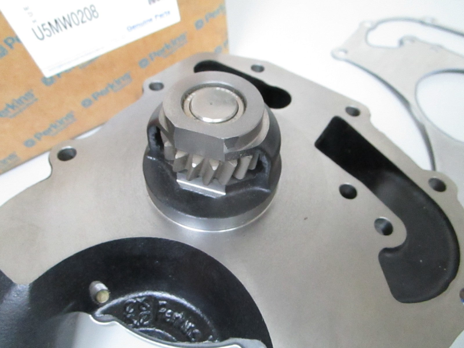 *NEW OEM* 0720 Perkins Water Pump Kit U5MW0208