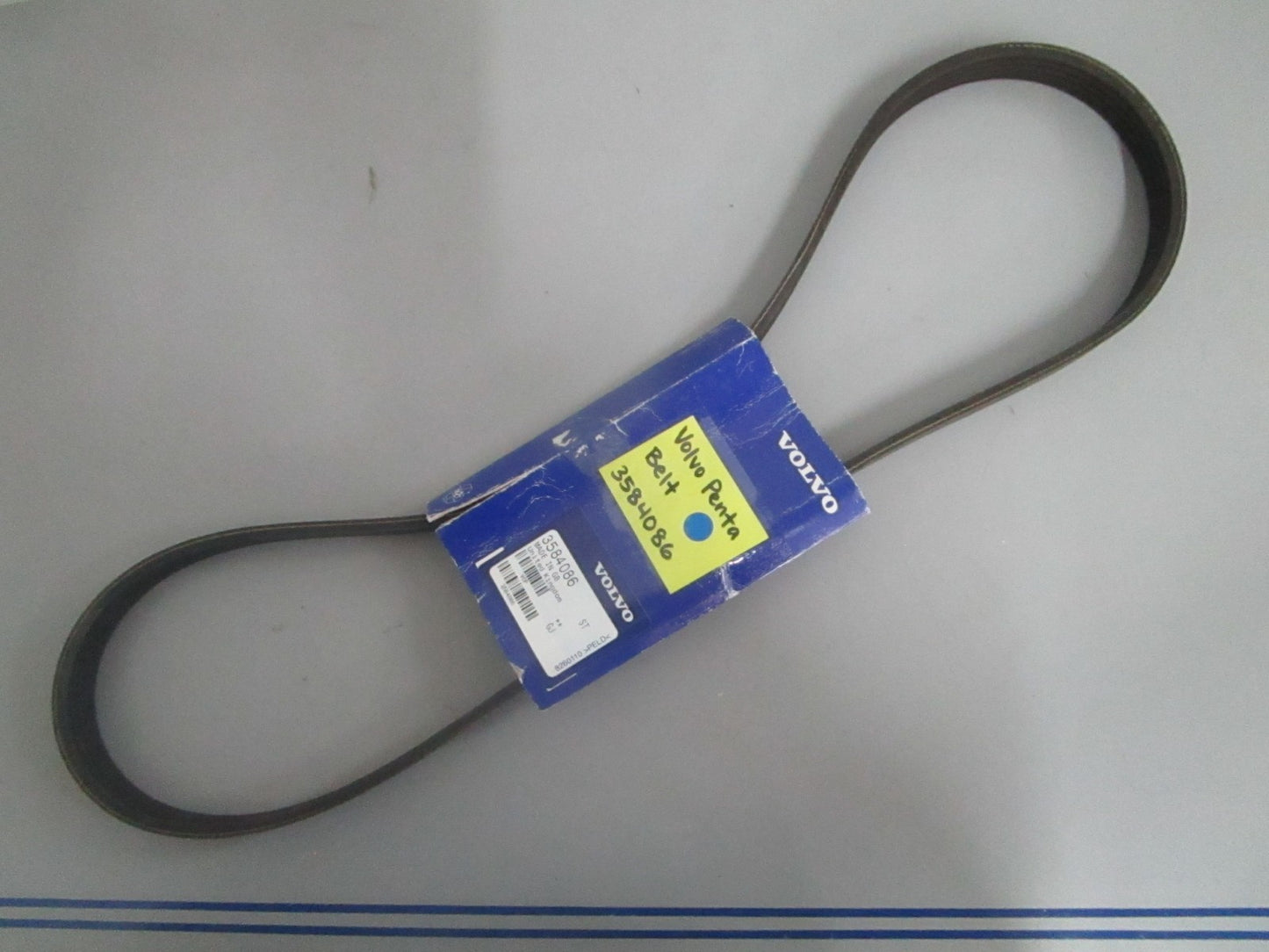*NEW OEM* 0820 Volvo Penta Belt 3584086