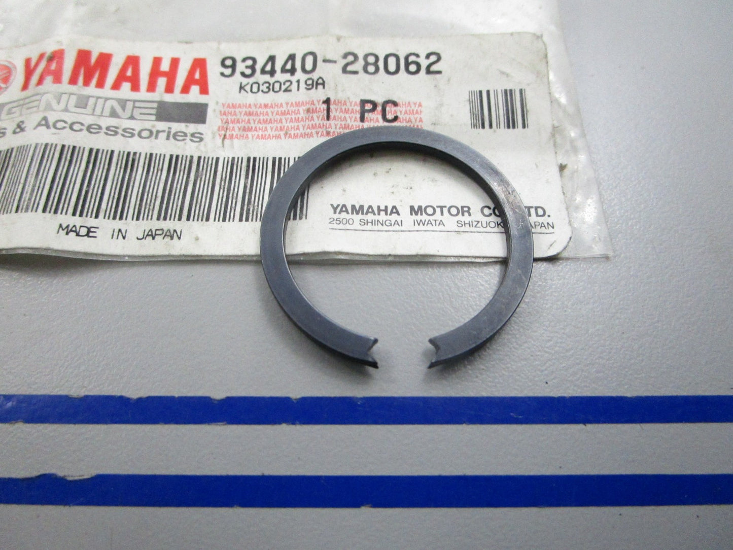 NEW OEM 93440-28062-00 Yamaha Circlip 0810