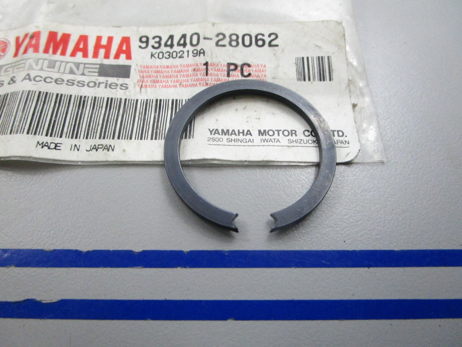 NEW OEM 93440-28062-00 Yamaha Circlip 0810