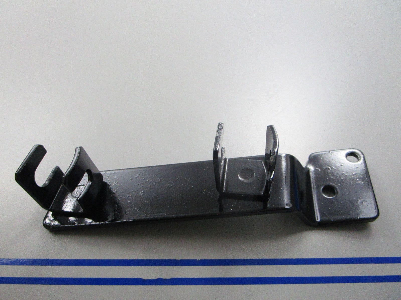 *NEW OEM* 0720 Tohatsu Nissan Cable Clip 3B2-83820-0