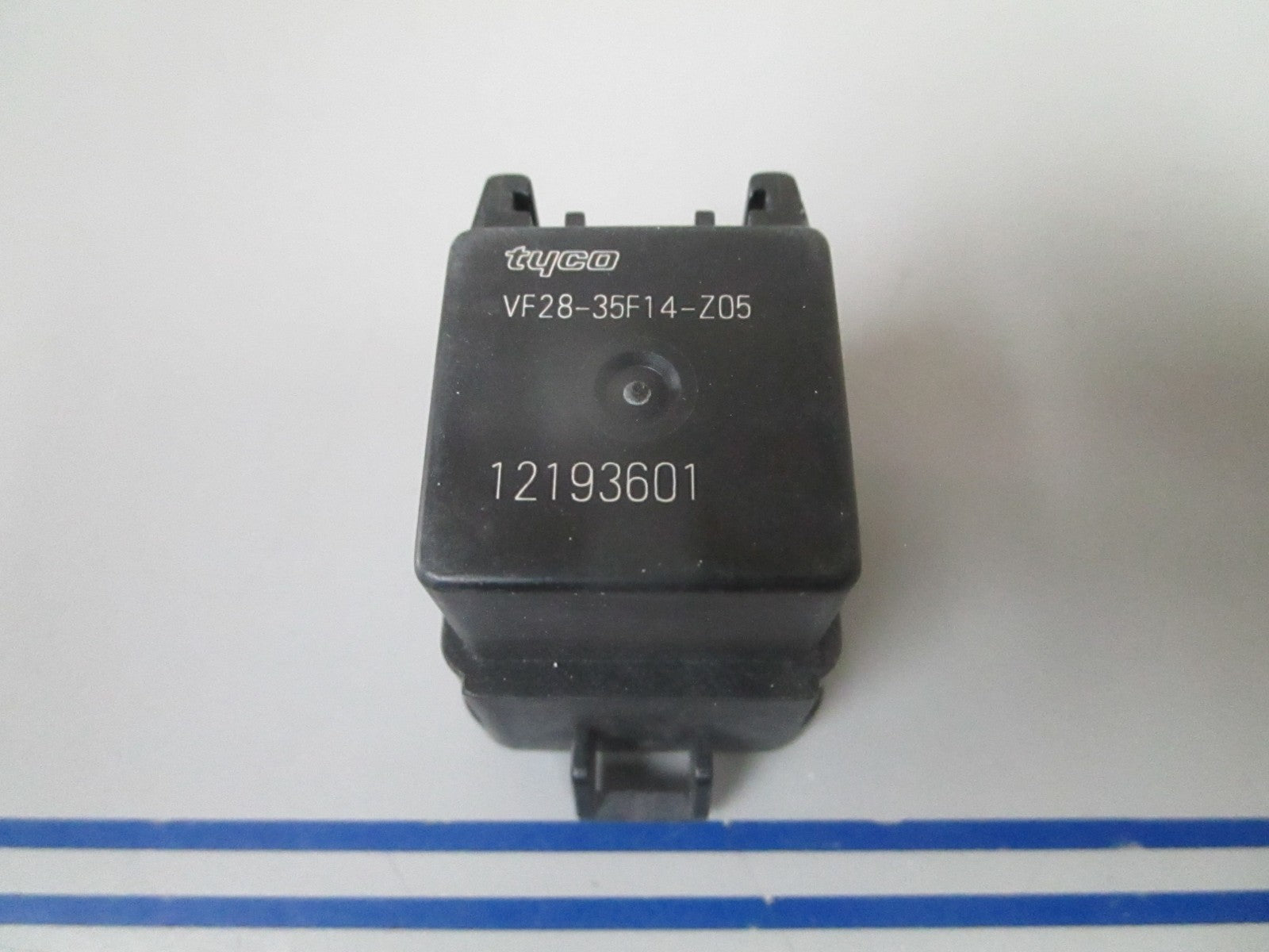*NEW OEM* 0720 Mercury Quicksilver Relay 807057T