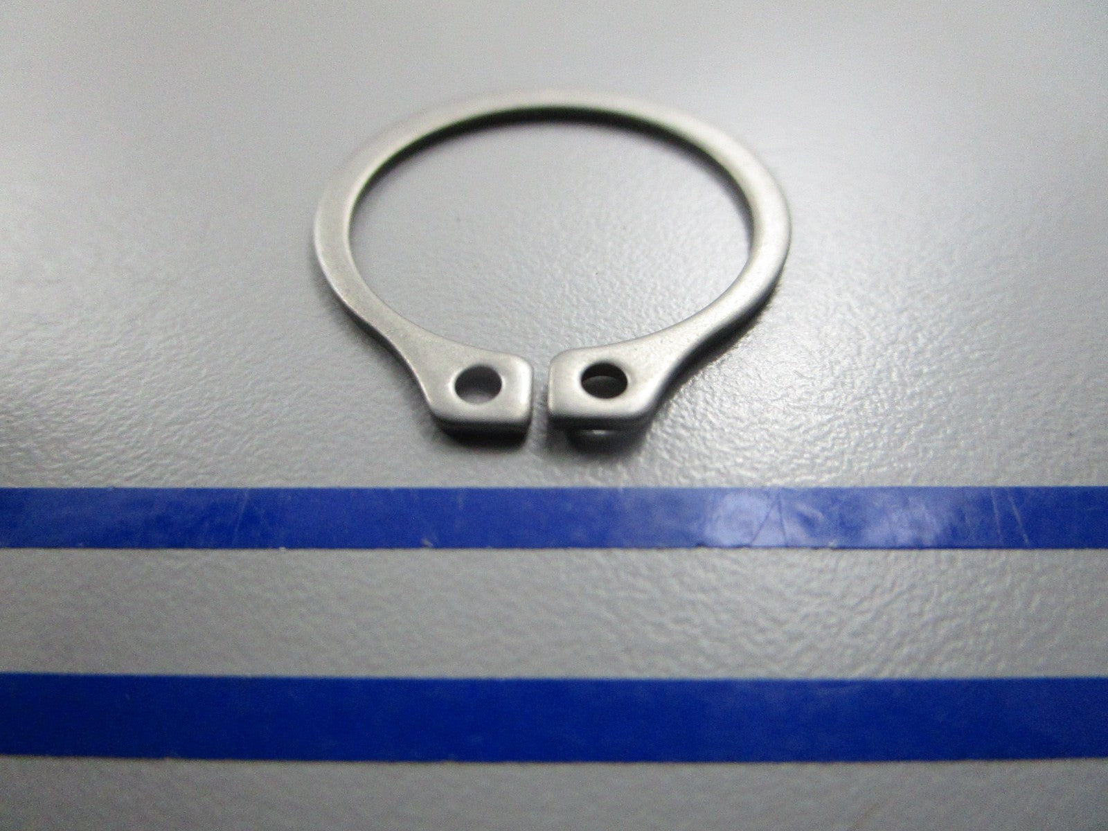 NEW OEM 308633 0308633 OMC Johnson Evinrude Retaining Ring 0810