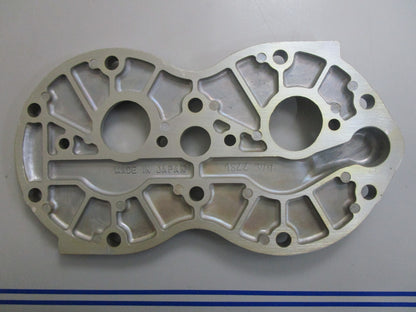 *NEW OEM* 0820 Suzuki Cylinder Head Cover 11161-94301-02M