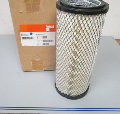 NEW OEM AF25553 Fleetguard Filter Element 0720