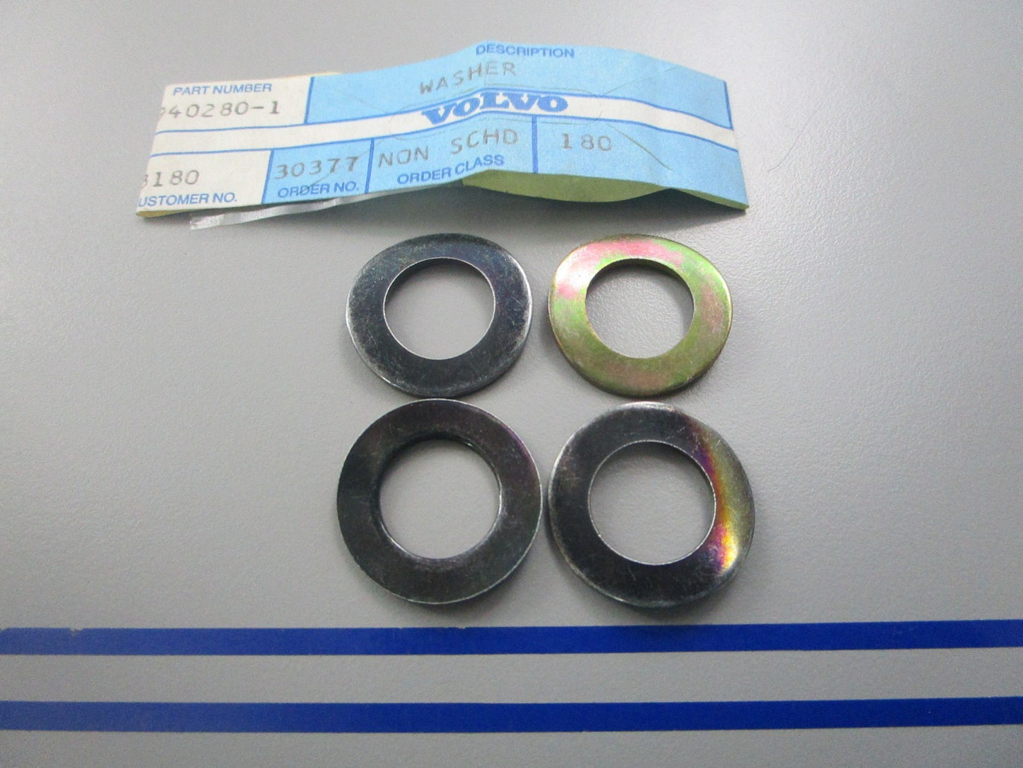 *NEW OEM* (LOT OF 4) 0810 Volvo Penta Spring Washer 940280
