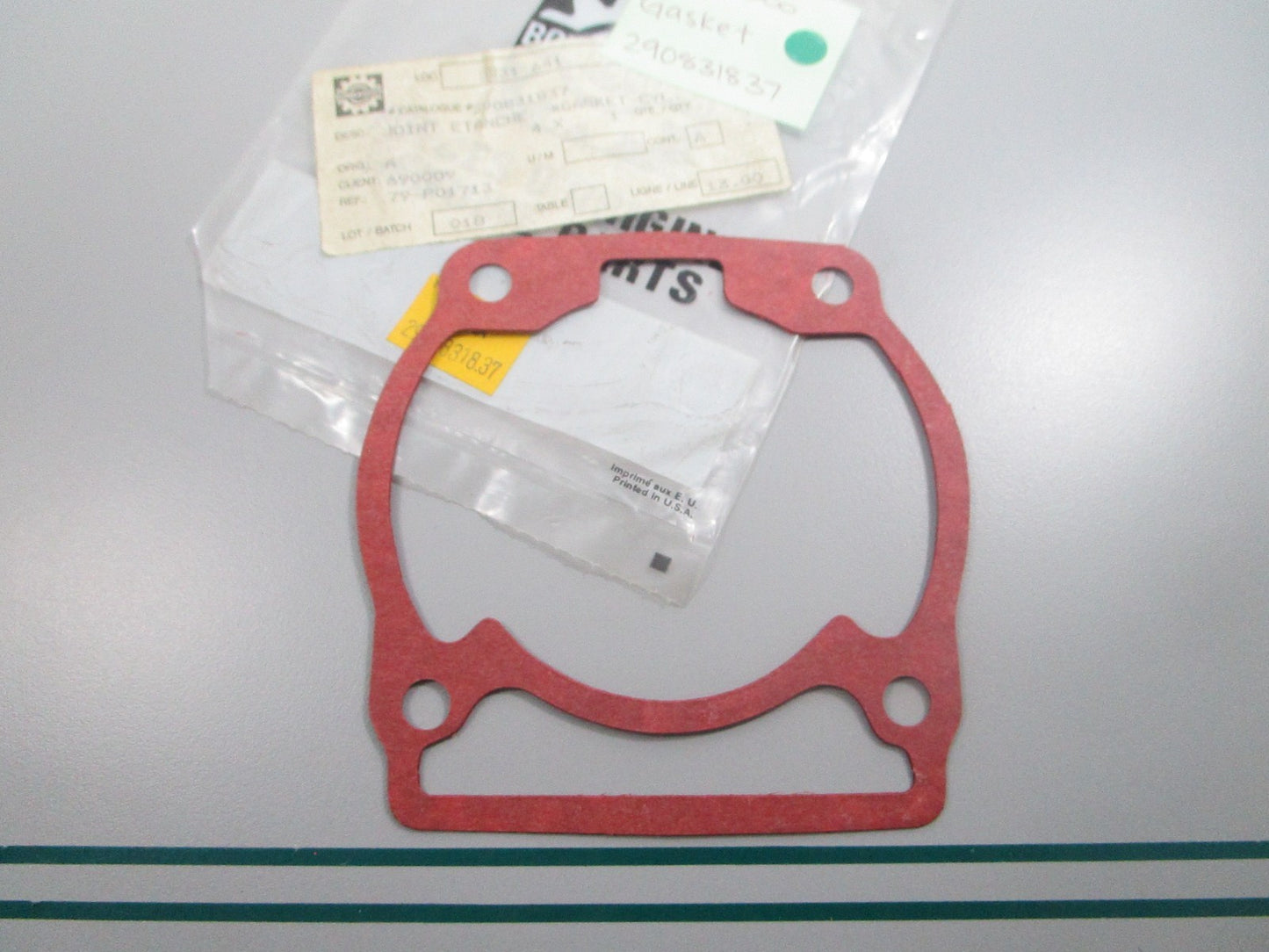 NEW 290831837 Ski-Doo Gasket 0810