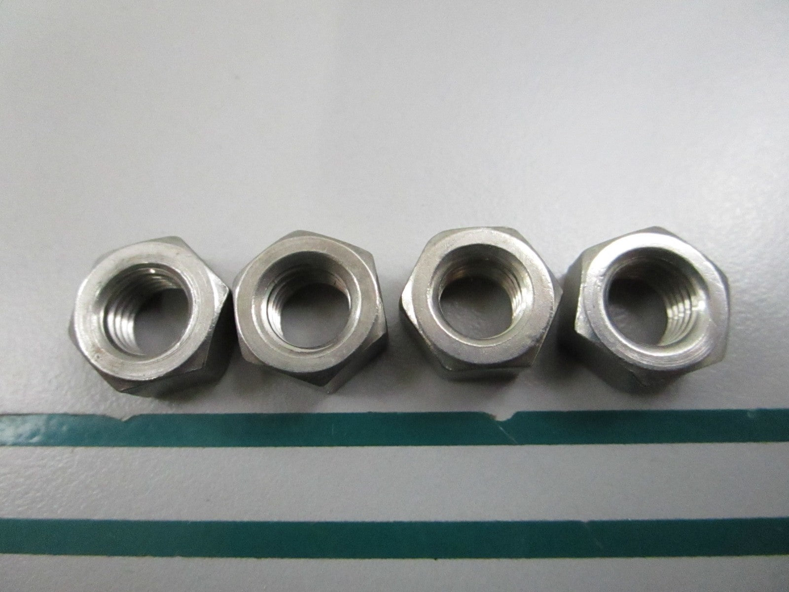 NEW OEM (LOT OF 4) 306422 0306422 OMC Johnson Evinrude Nut 0810