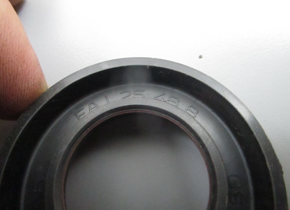 *NEW OEM* 0810 Mercury Quicksilver Oil Seal 26-16714M