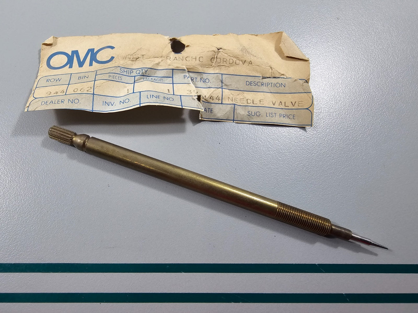 NEW OEM 3907144 0390144 OMC Johnson Evinrude Needle Valve 0810