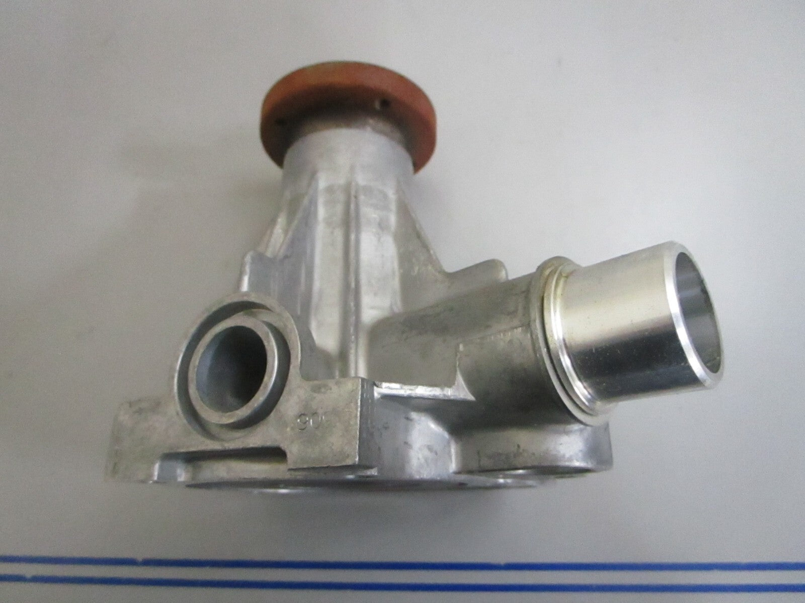 *NEW OEM* 0820 Volvo Penta Water Pump 3855804