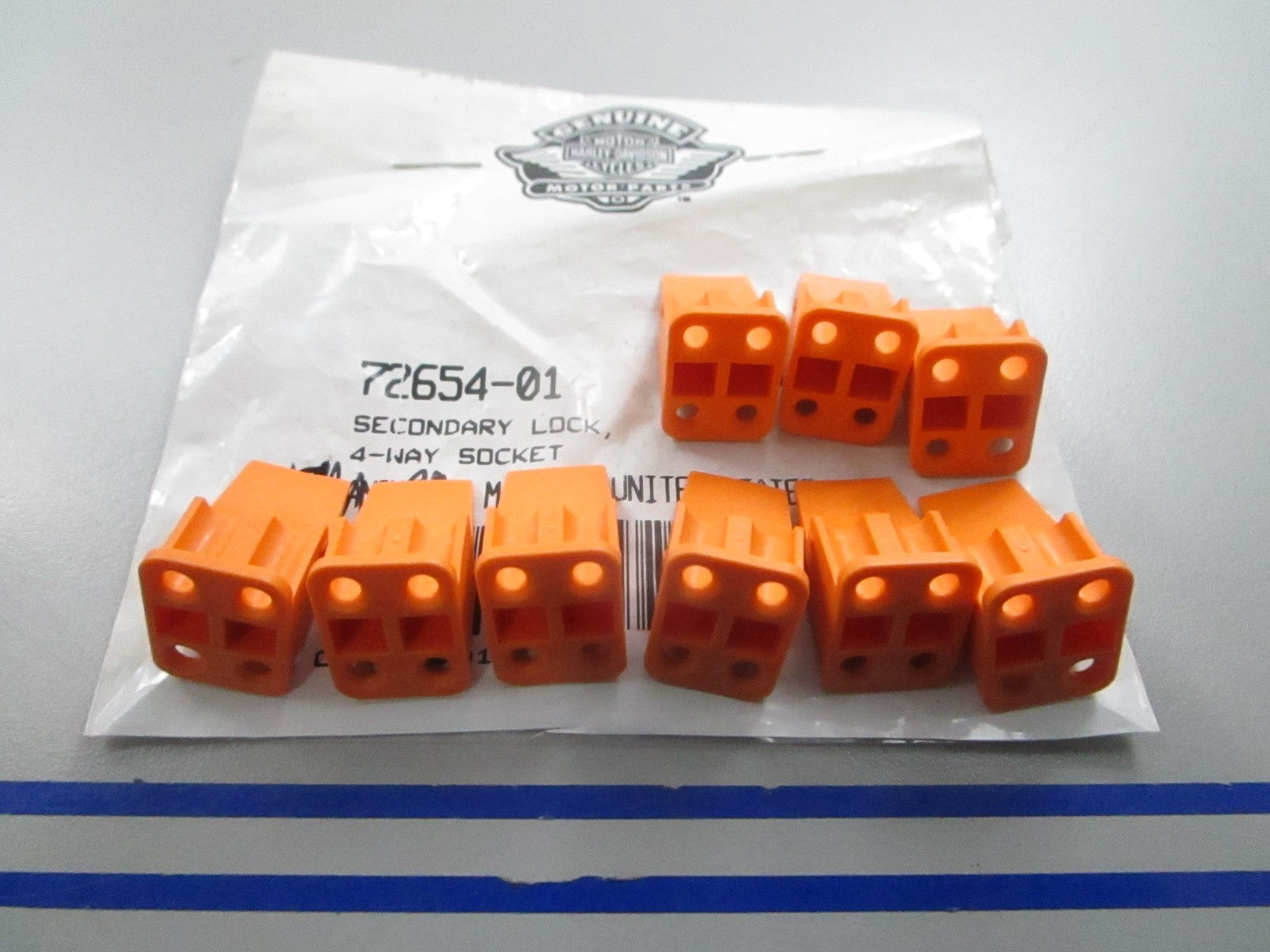 *NEW OEM* (LOT OF 9) 0810 Harley Davidson Secondary Lock 4-Way Socket 72654-01