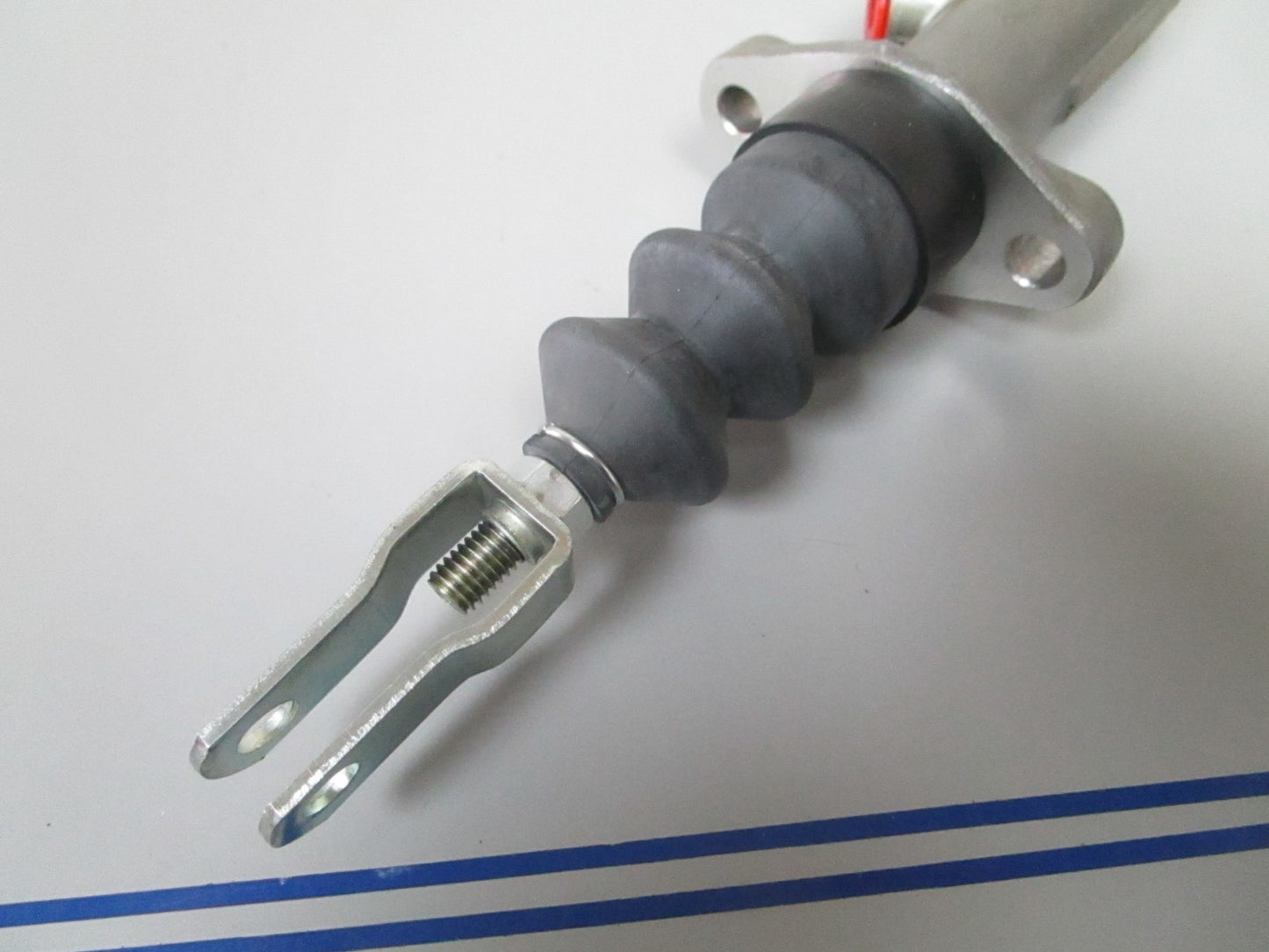 *NEW OEM* 0720 Crown Forklift Master Cylinder 88064