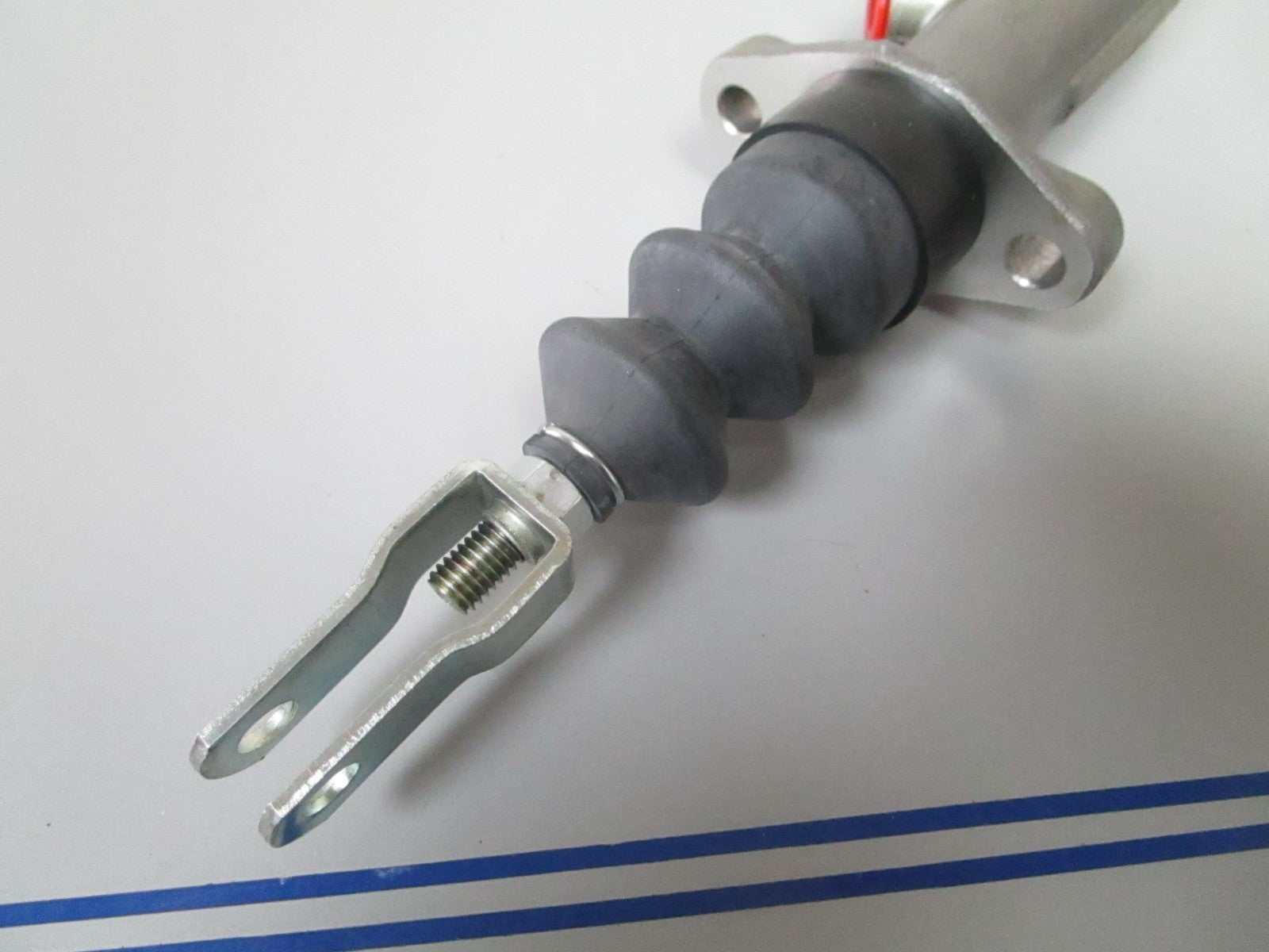 *NEW OEM* 0720 Crown Forklift Master Cylinder 88064