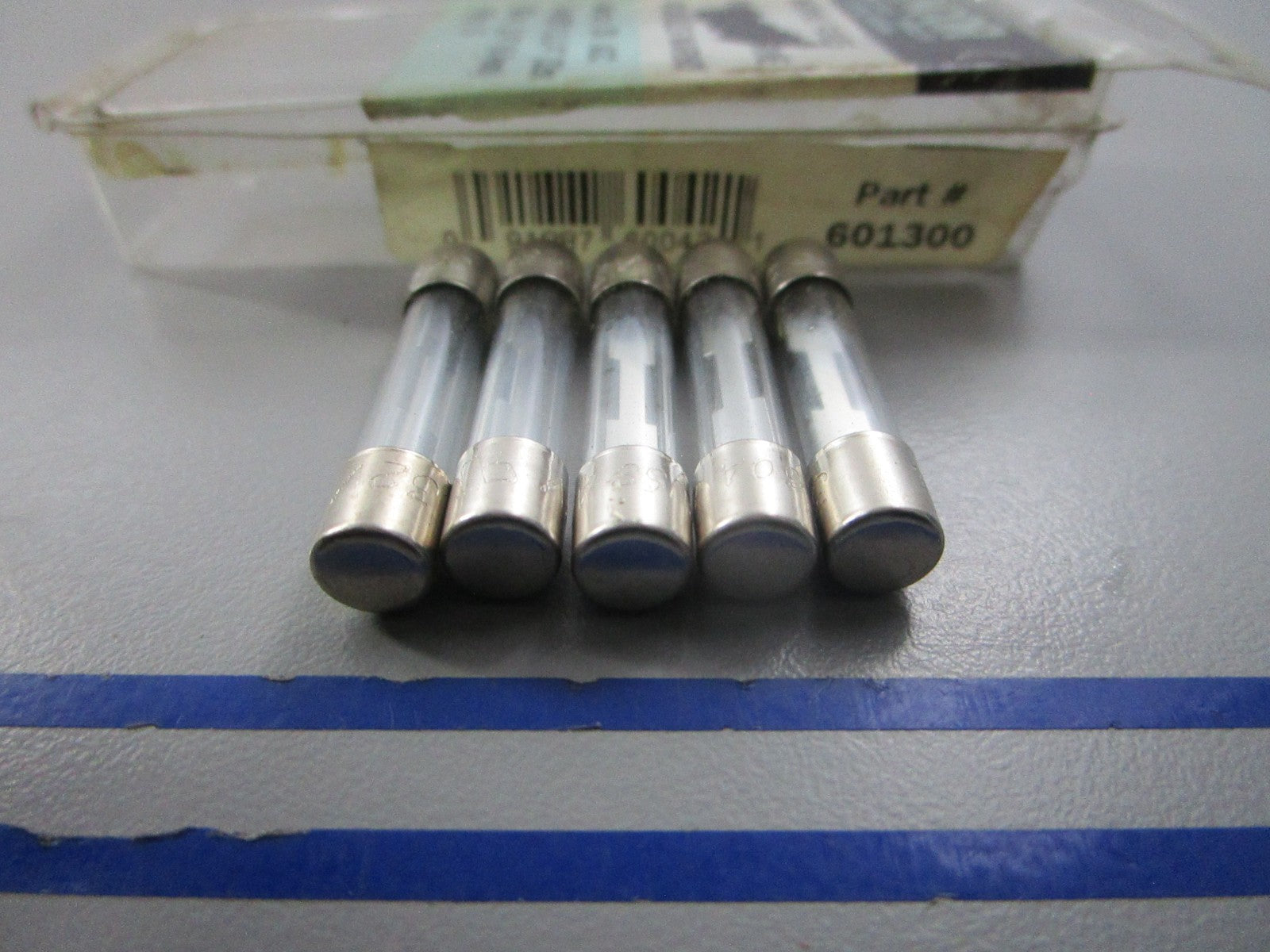 NEW 601300 Ancor 30A 5 Fuse Set 0810