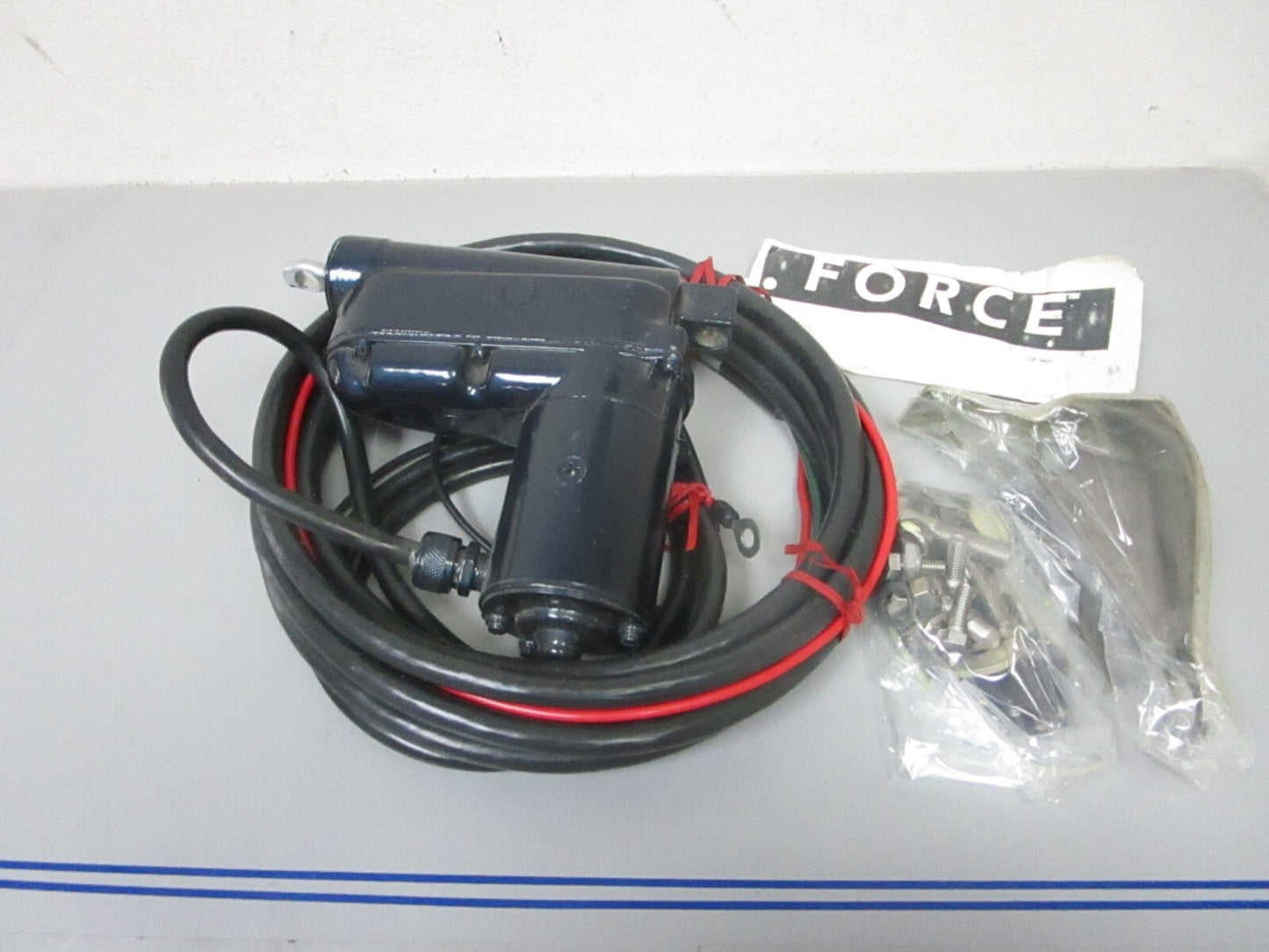 *NEW OEM* 0720 Mercury Force 1987 50hp Power Tilt Ay Model 5H143 F420541